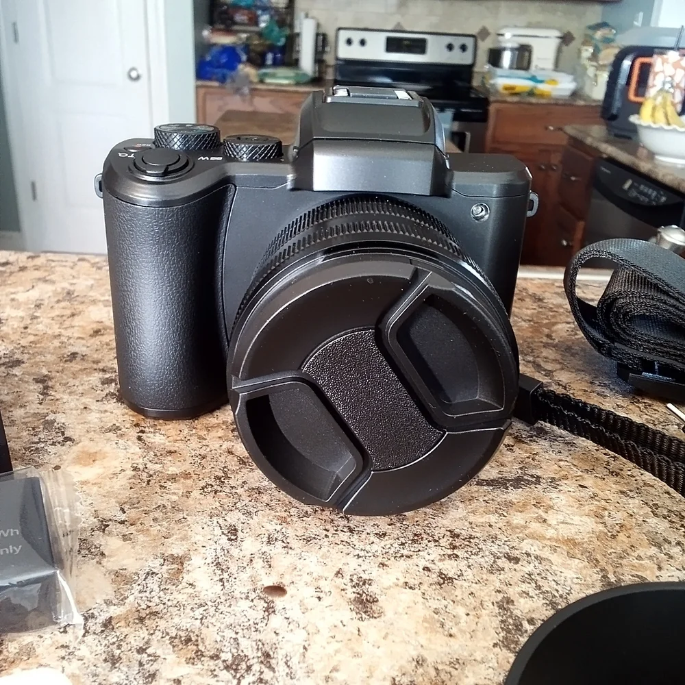 8K NIB Digital Camera Ultra HD, Dual Cameras, Auto Focus, All Accessories Below